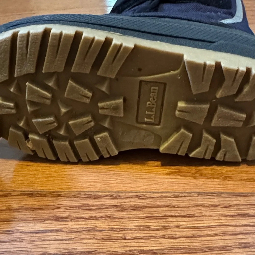 L.L. Bean Kids Navy Blue Waterproof Snow Boots